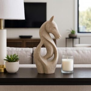 Escultura de caballo “Flowood” en resina cuarzo color café