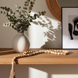 Guirnalda de cuentas de madera con borlas