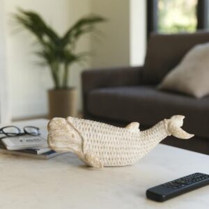 Ballena beluga beige con textura tejida